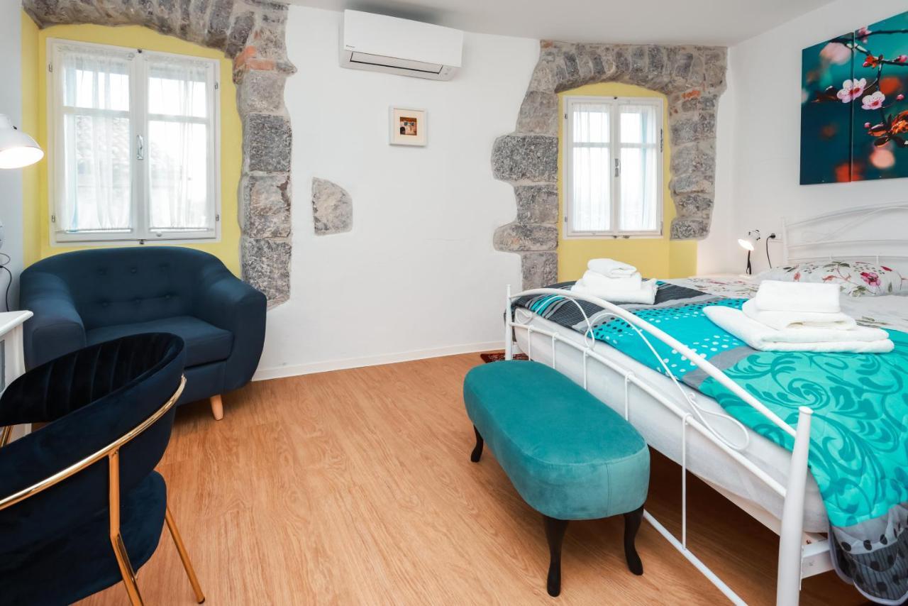 קסטב Apartmani Nad Voltun מראה חיצוני תמונה