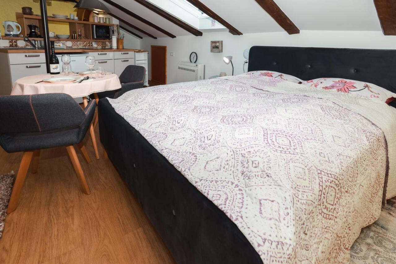 קסטב Apartmani Nad Voltun מראה חיצוני תמונה