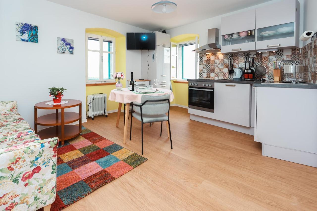 קסטב Apartmani Nad Voltun מראה חיצוני תמונה
